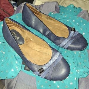 Soffe Navy Blue Flats with Textured Straps